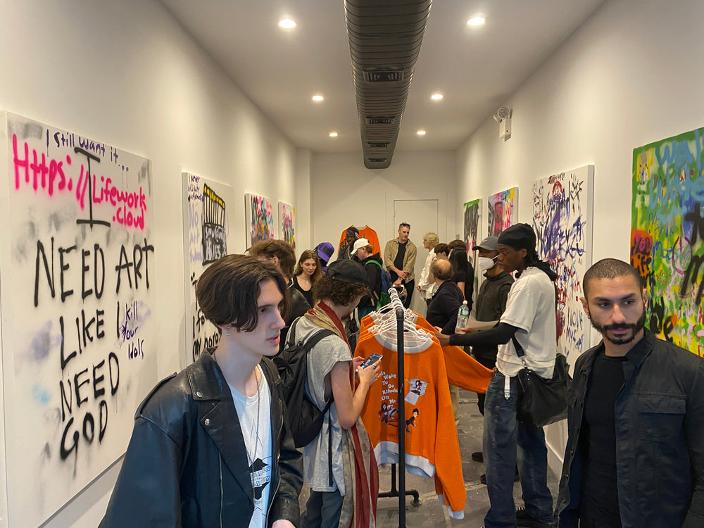 Actualizing Art Gallery