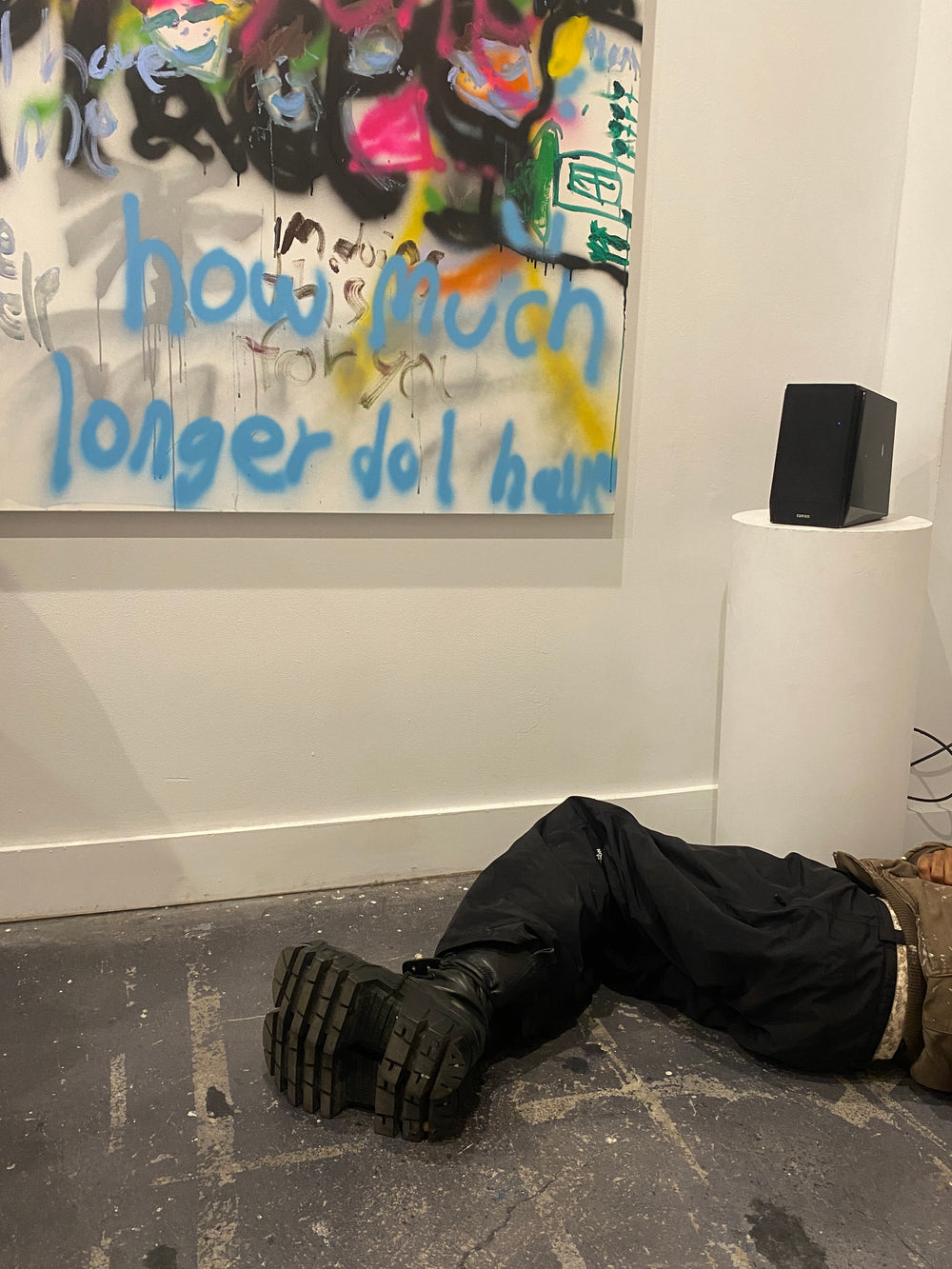 Actualizing Art Gallery